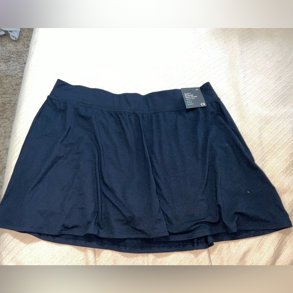 gap athletic skirt